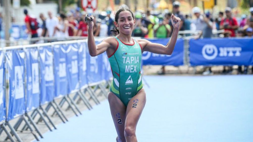 Rosa María Tapia, triatleta mexicana, gana medalla de bronce en Copa del Mundo