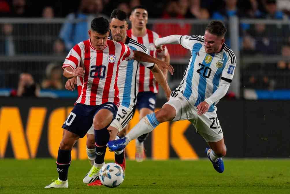 Richard Sánchez con Paraguay en el juego ante Argentina