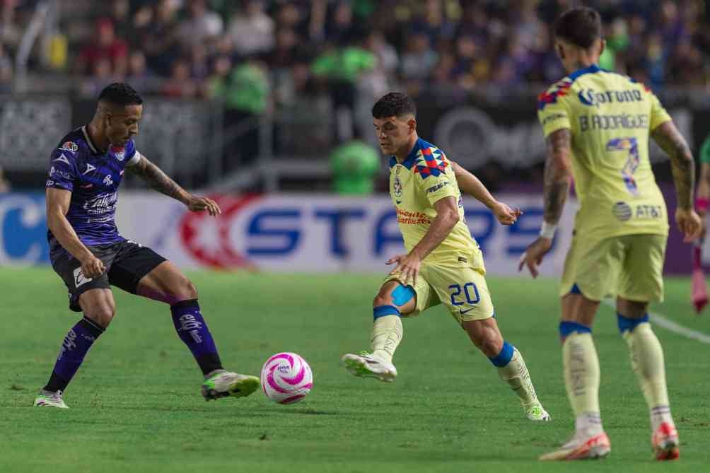 Richard Sánchez en el juego contra Mazatlán