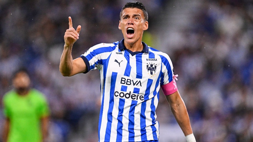 Héctor Moreno renueva con Rayados