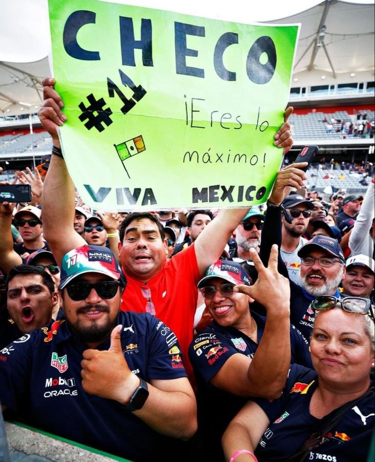 Aficionados de Checo Pérez en Austin