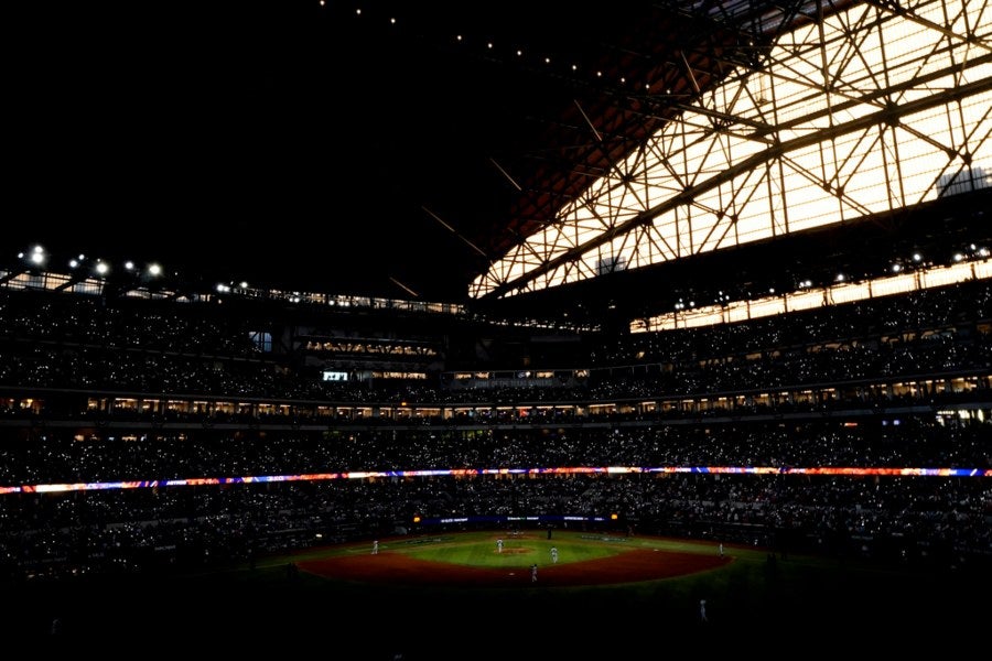 Altas emociones! Rangers de Texas vence por la mínima a Astros de