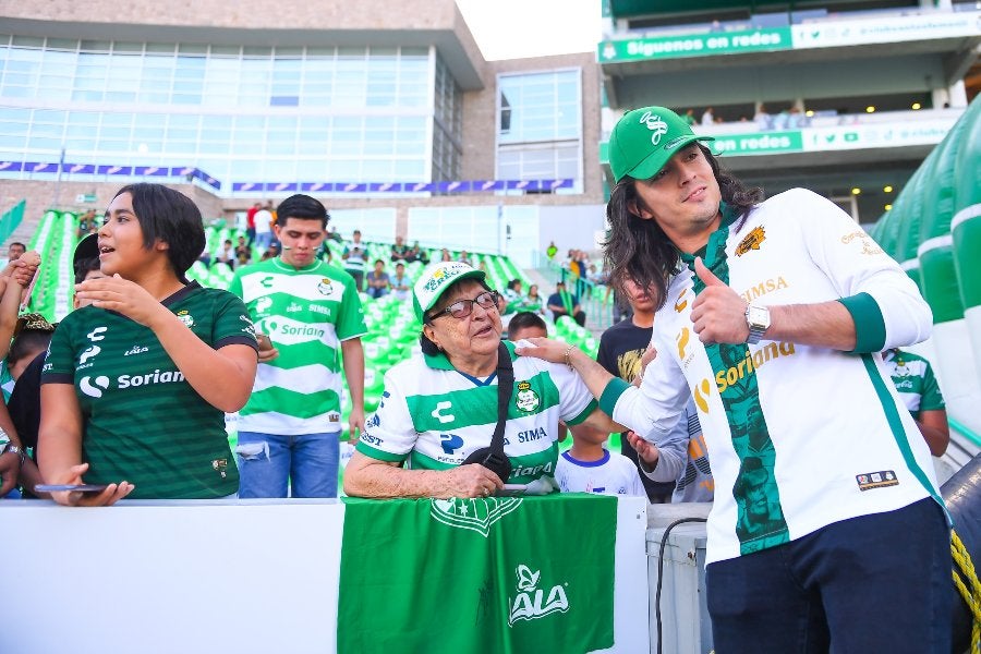 Carlos Acevedo es querido por la afición de Santos Laguna