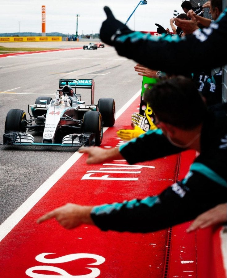 Hamilton suma 9 podios en 10 carreras en Austin