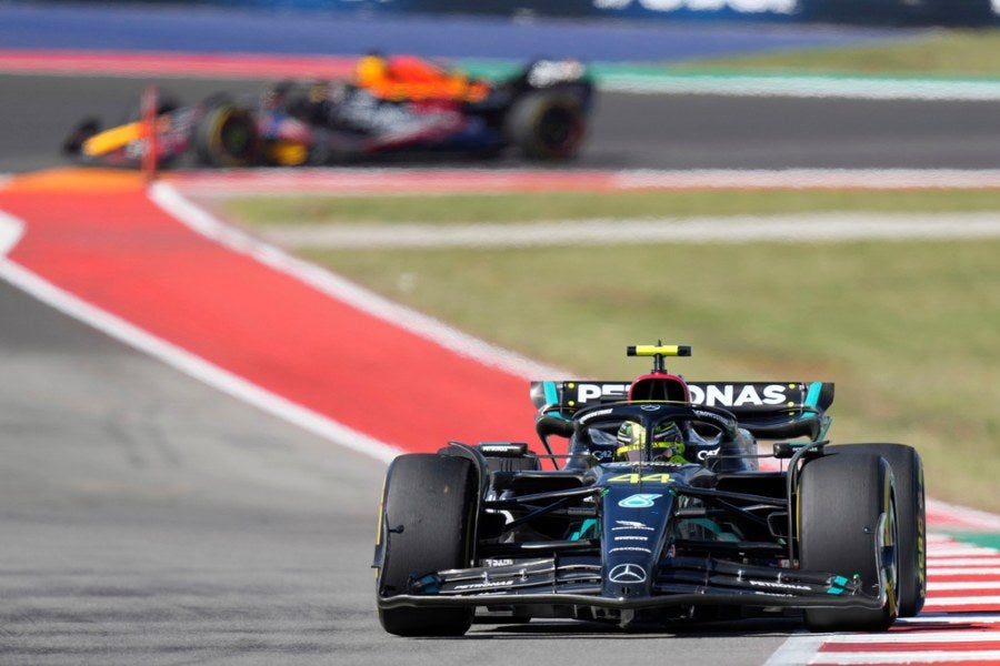 Lewis quedó 2do en Austin; Checo quedó 5to