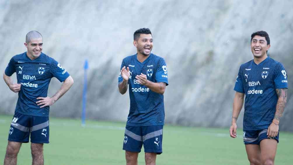 Los jugadores de Rayados durante un entrenamiento previo a enfrentar al América