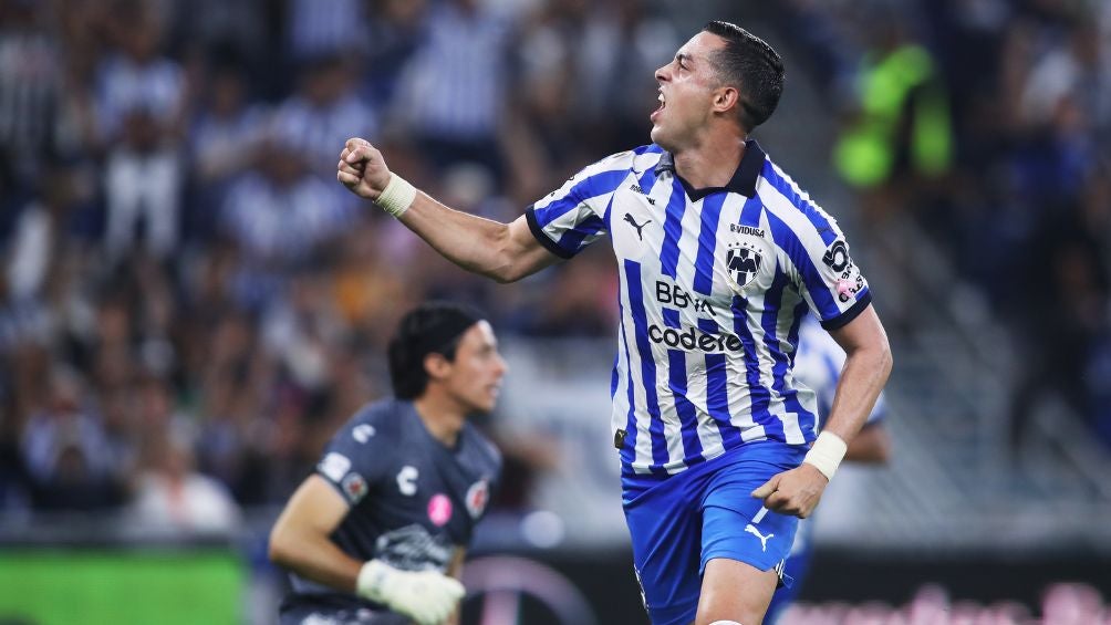 Rogelio Funes Mori celebra el gol ante Xolos