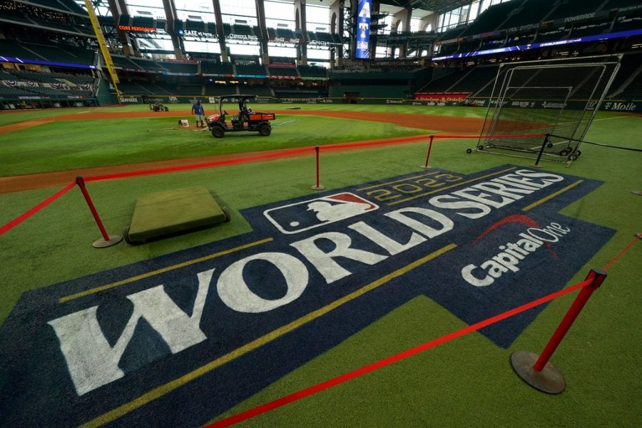 Globe Life Field listó para la Serie Mundial