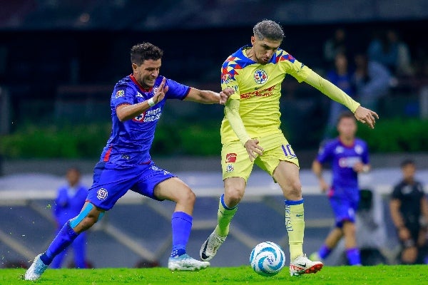 América enfrentando al Cruz Azul 