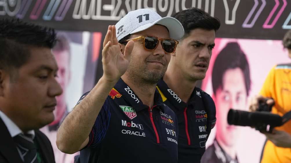 Checo brilló ante su gente