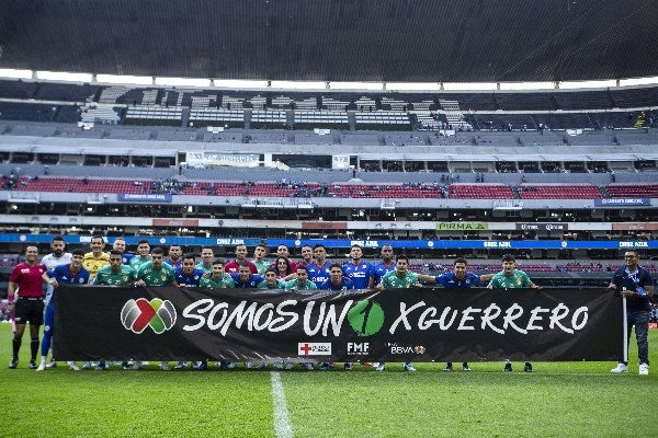 Cruz Azul y León apoyando a Guerrero 