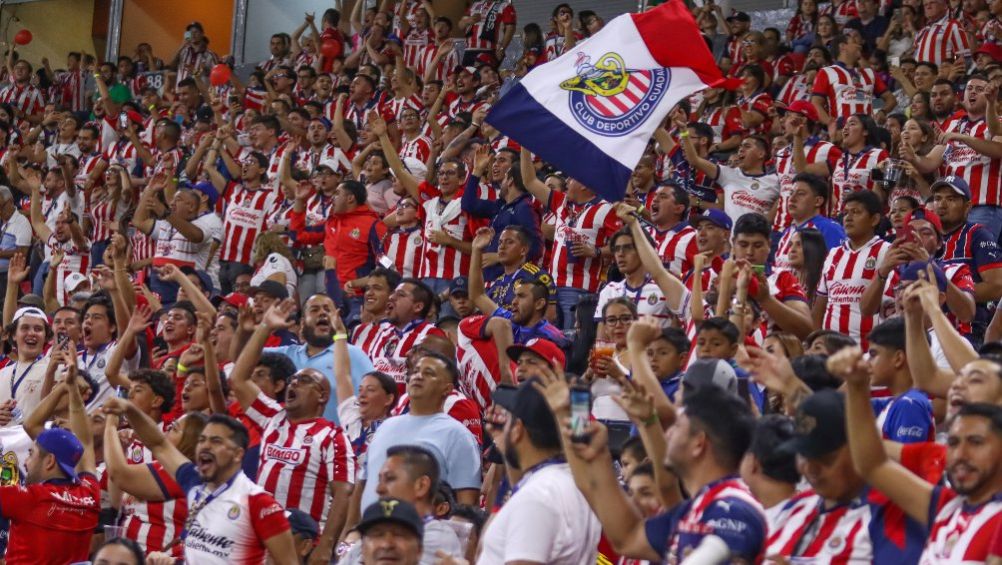 Grito homofóbico se hace presente en el Chivas vs Tigres en contra de Nahuel Guzmán