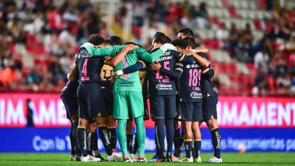 Afición de Pumas se enfrentó a elementos de seguridad en el Estadio Victoria