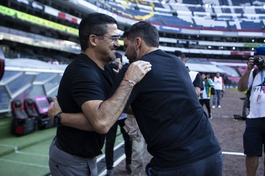 Nicolás Larcamón con Joaquín Moreno