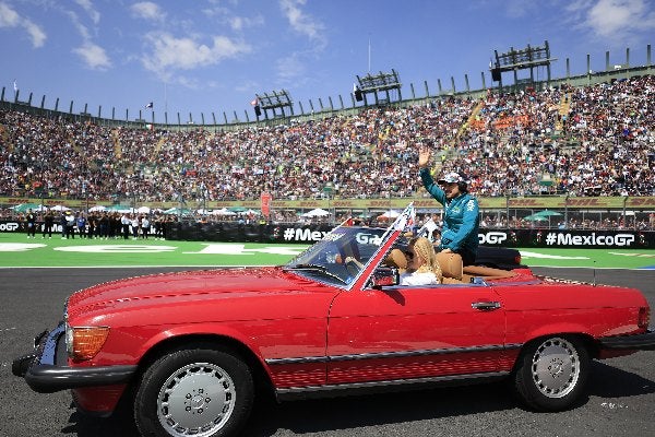 Desfile inaugural del GP de México 