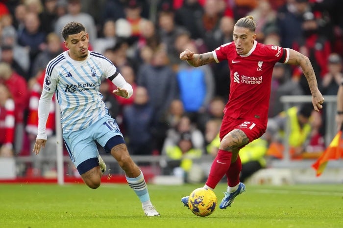 Liverpool enfrentando al Nottingham 