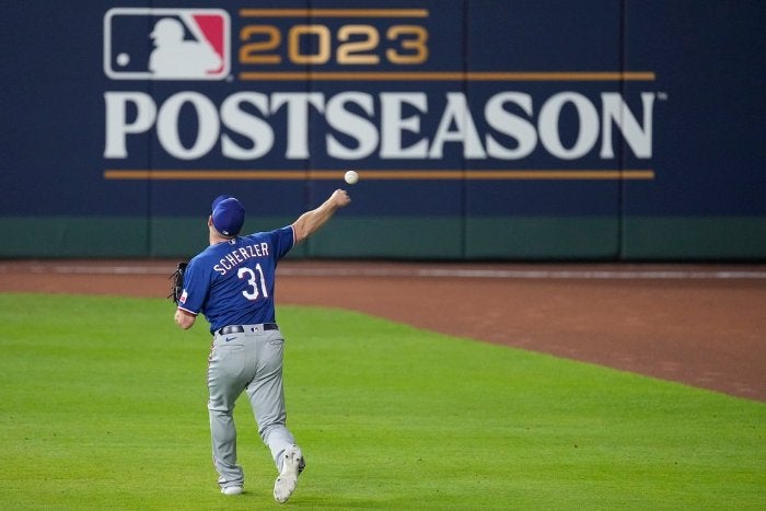 Max Scherzer realiza un lanzamiento