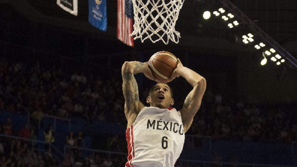 El mexicano en un partido con la selección azteca