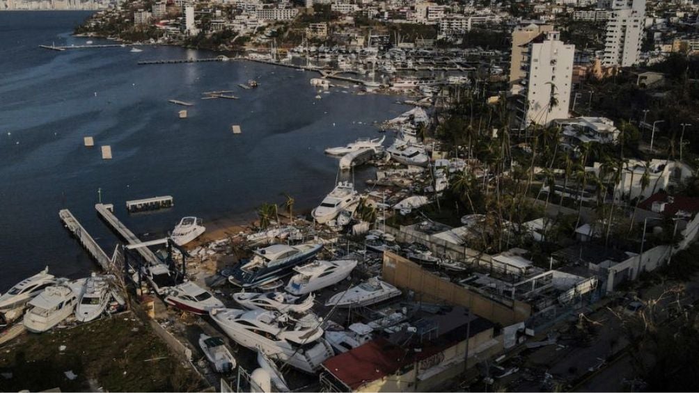 El puerto de Acapulco tras el huracán