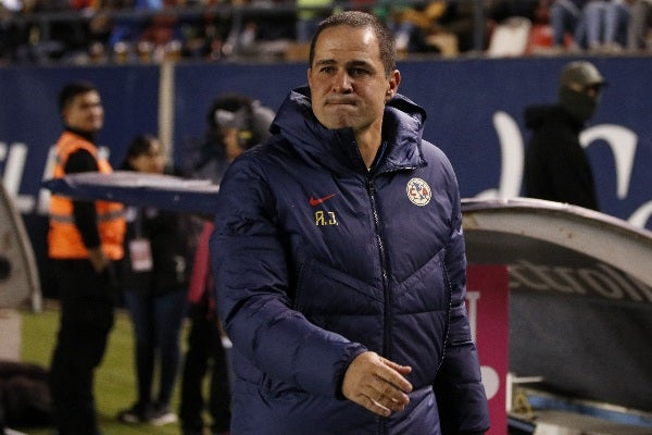 Jardine enfrentando al Atlético San Luis 