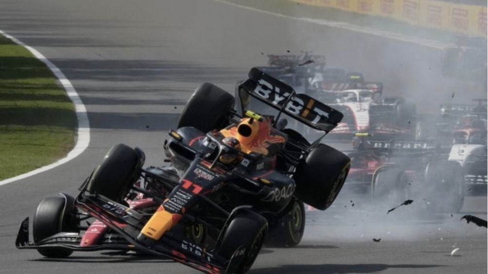 Checo durante el incidente con Leclerc