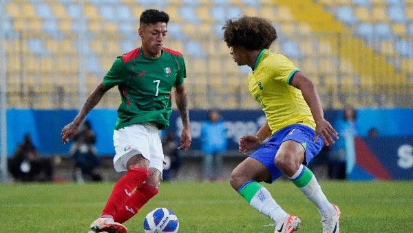 México enfrentando a Brasil 