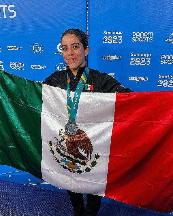 Alejandra Orozco compitiendo en los Panamericanos 2023 