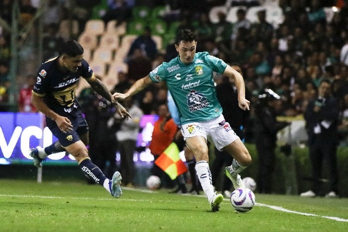 Pumas enfrentando al León