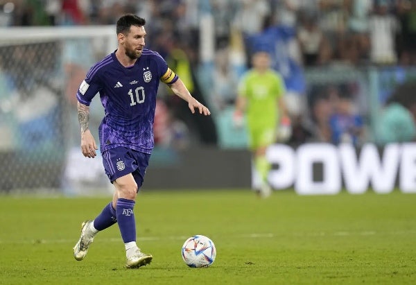 Lionel Messi jugando el Mundial de Qatar 2022