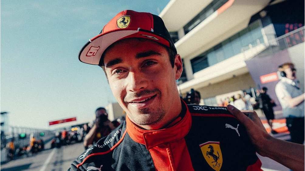 Aficionados oran para que le vaya bien a Charles con estampas de ‘San Judas-Leclerc’