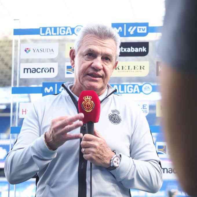 Javier Aguirre en entrevista posterior a un partido