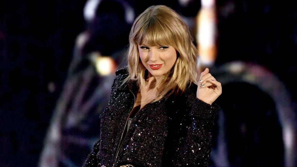 Taylor Swift durante un concierto