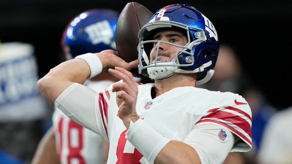 Daniel Jones se perderá el resto de la temporada de NFL por lesión