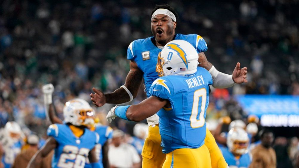 Chargers vencen a unos deslucidos Jets en el Monday Night Football