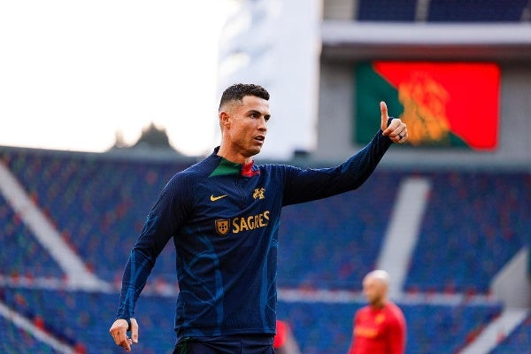 Ronaldo entrenando con Portugal 