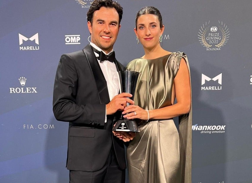 Checo y Carola en premiación 