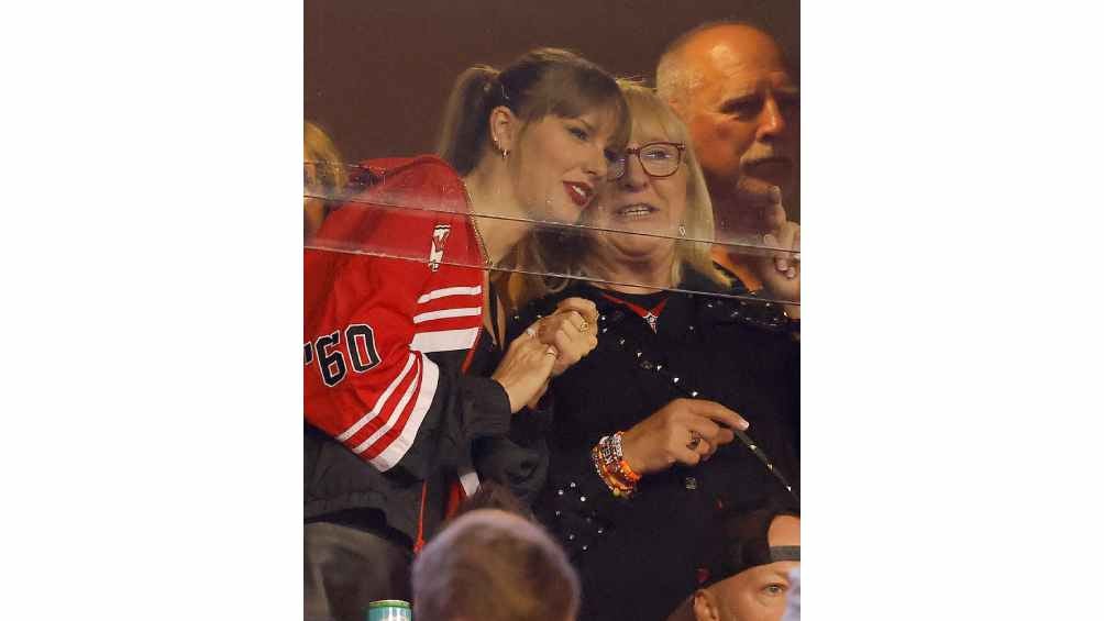 Swift ya convivió con sus 'suegros'