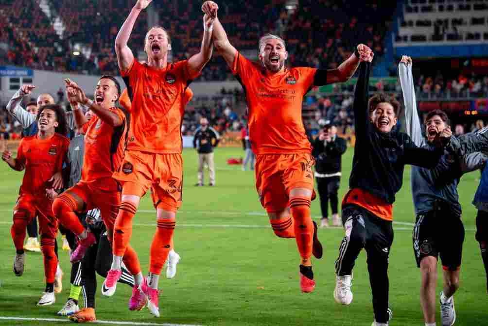 Herrera en celebración con el Houston Dynamo 