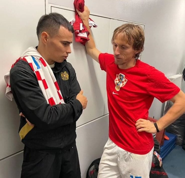 Lucas Zelarayán y Luka Modric