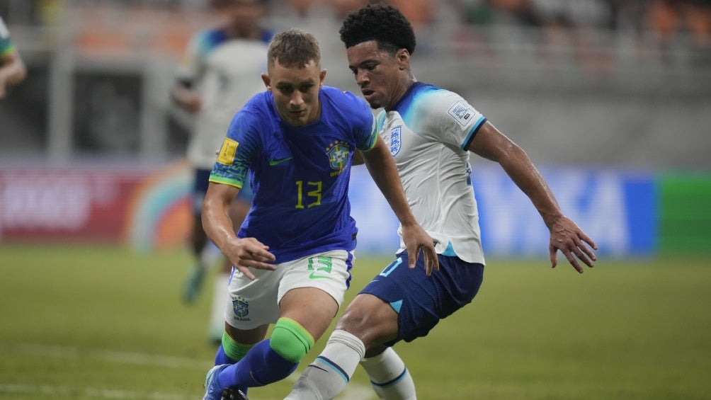 Brasil, en duelo contra Inglaterra en Fase de Grupos