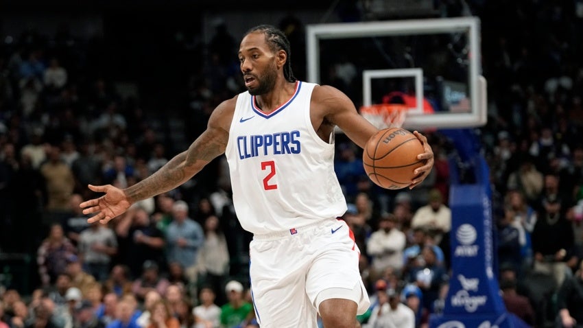 Leonard en la victoria de los Clippers 