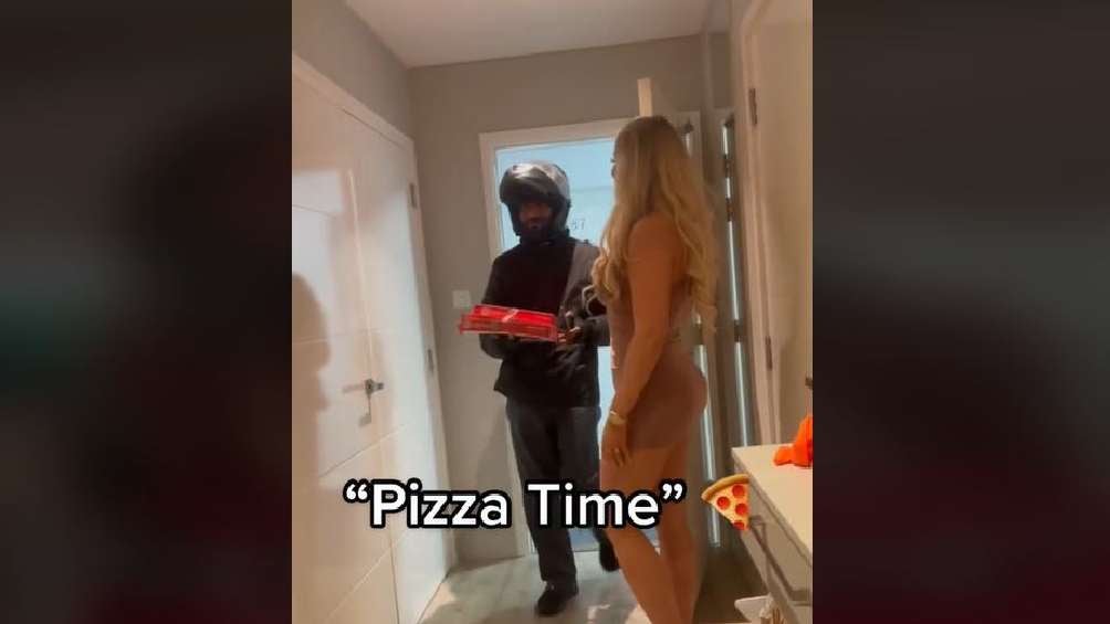 ¿Broma o acoso? Causa polémica video donde mujeres reciben a repartidor de pizza en lencería