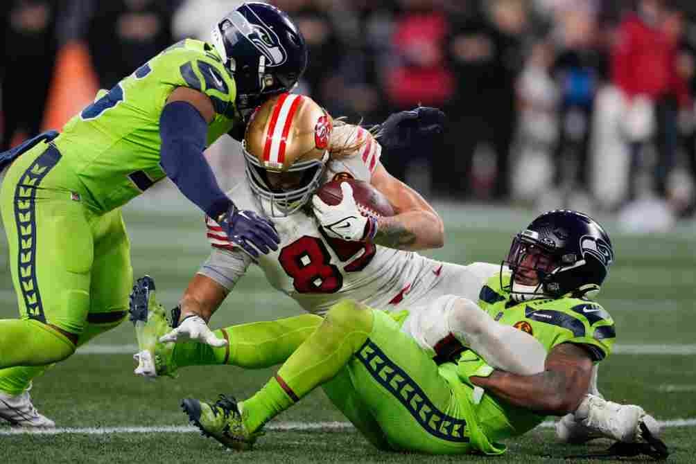 Kittle en acción contra los Seahawks