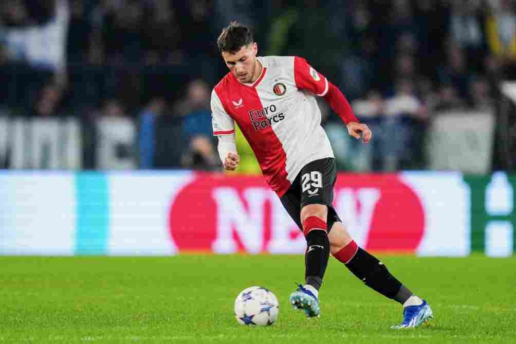 Santiago Giménez en Champions League