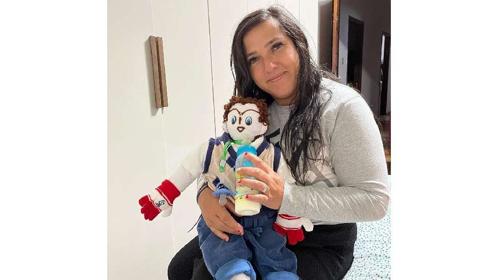 La mujer incluso ya tiene un 'hijo' de un año que se llama Marcelinho. 