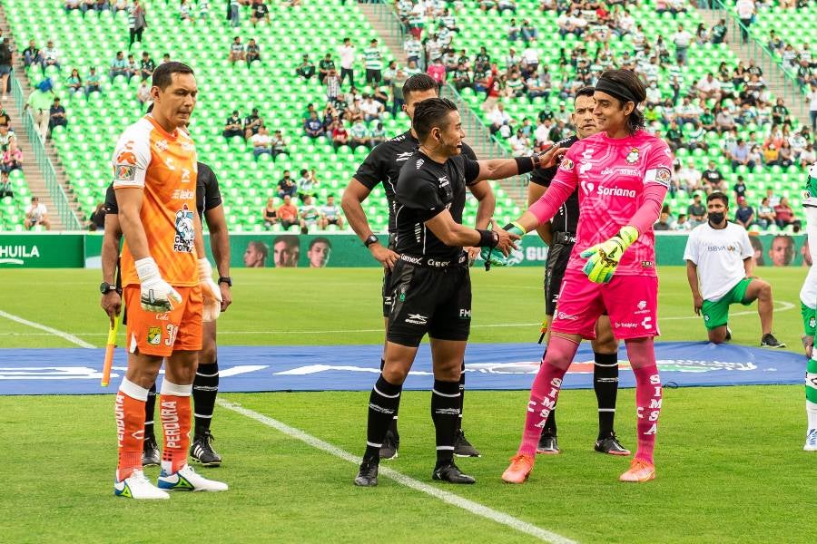 Acevedo y Cota se enfrentarán el domingo