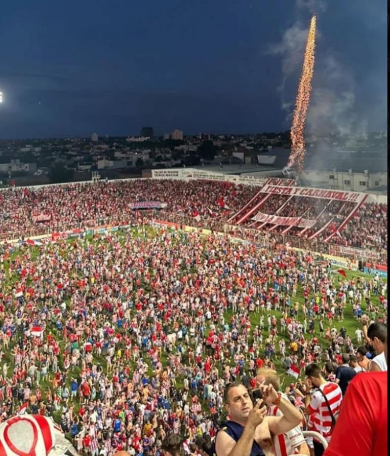 Unión Santa Fe festejó la permanencia