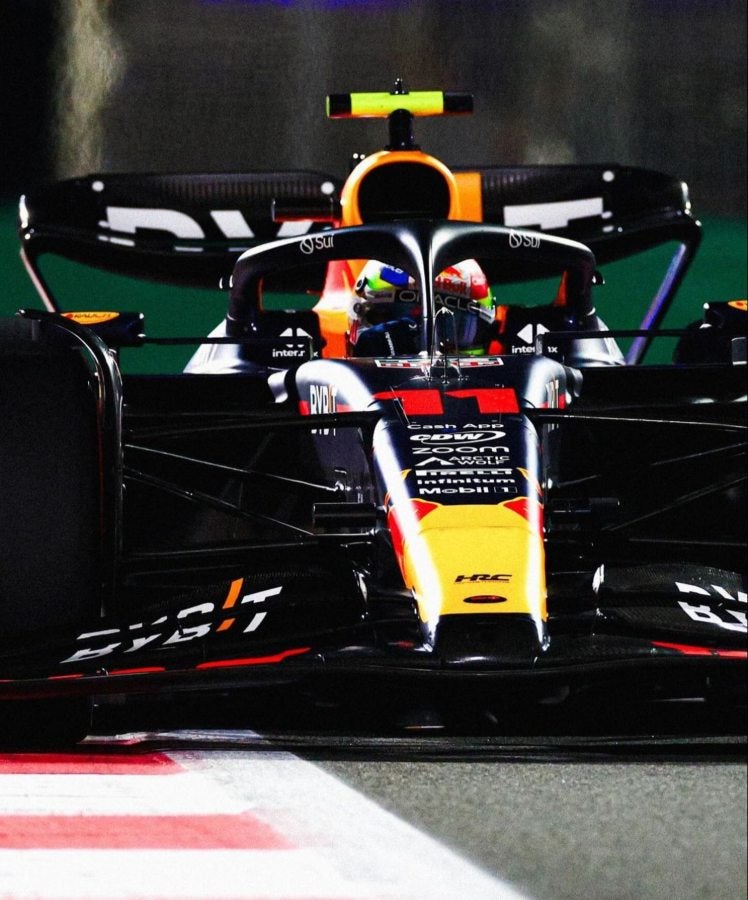 Checo Pérez en el Gran Premio de Abu Dhabi