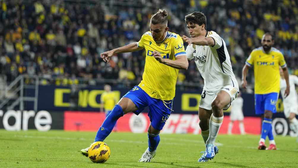 Real Madrid es líder de momento