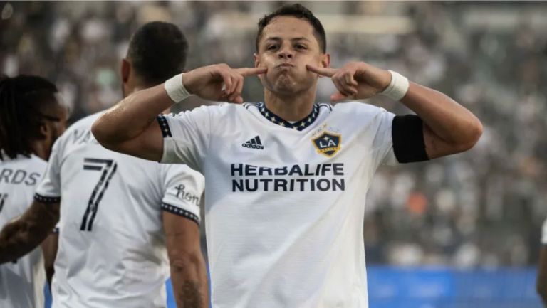 Chicharito habló de la crítica